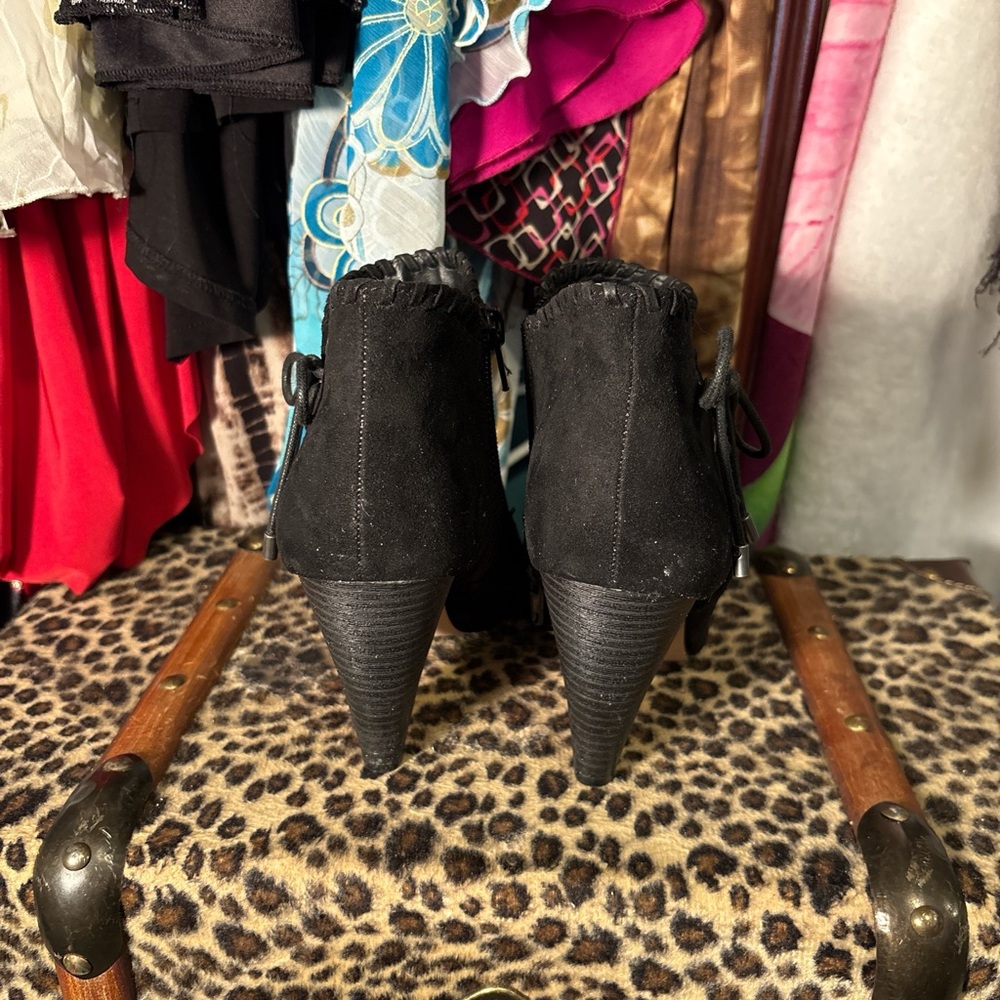 Boots with Open Toe - Picture 4 of 4